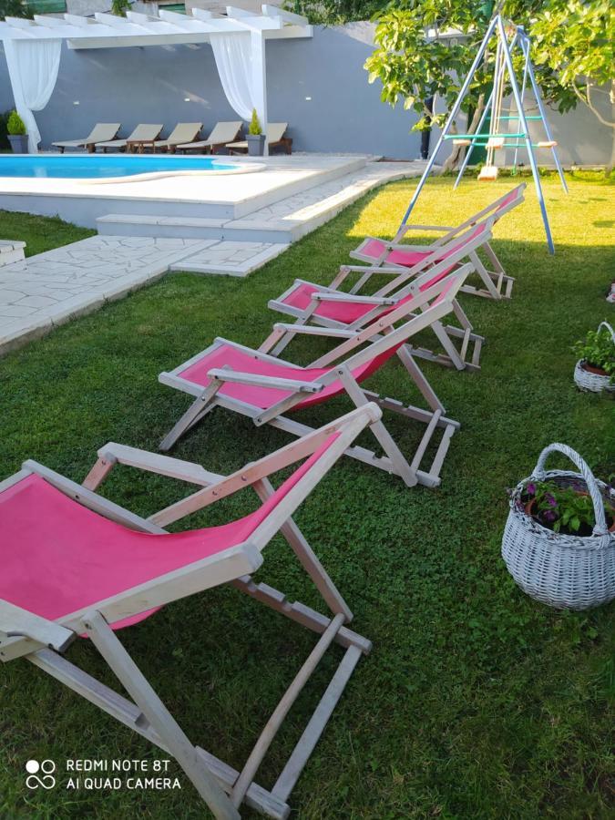 Šestanovac Holiday Home Zezevica - Heated Pool מראה חיצוני תמונה