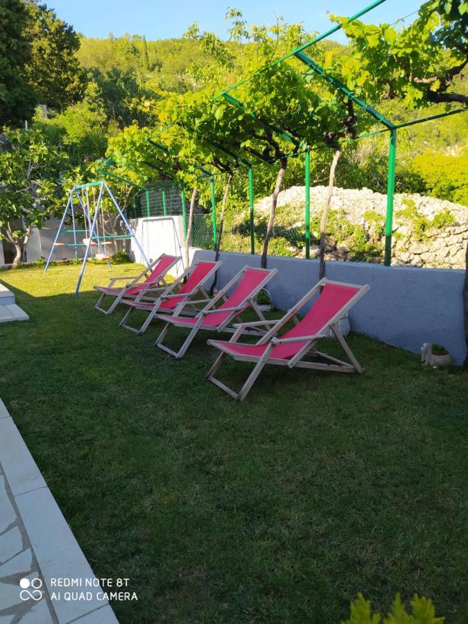 Šestanovac Holiday Home Zezevica - Heated Pool מראה חיצוני תמונה