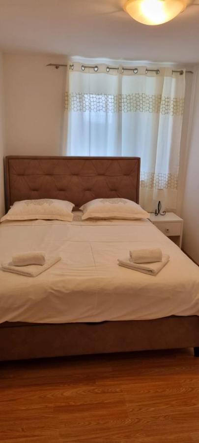 Šestanovac Holiday Home Zezevica - Heated Pool מראה חיצוני תמונה