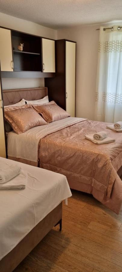 Šestanovac Holiday Home Zezevica - Heated Pool מראה חיצוני תמונה