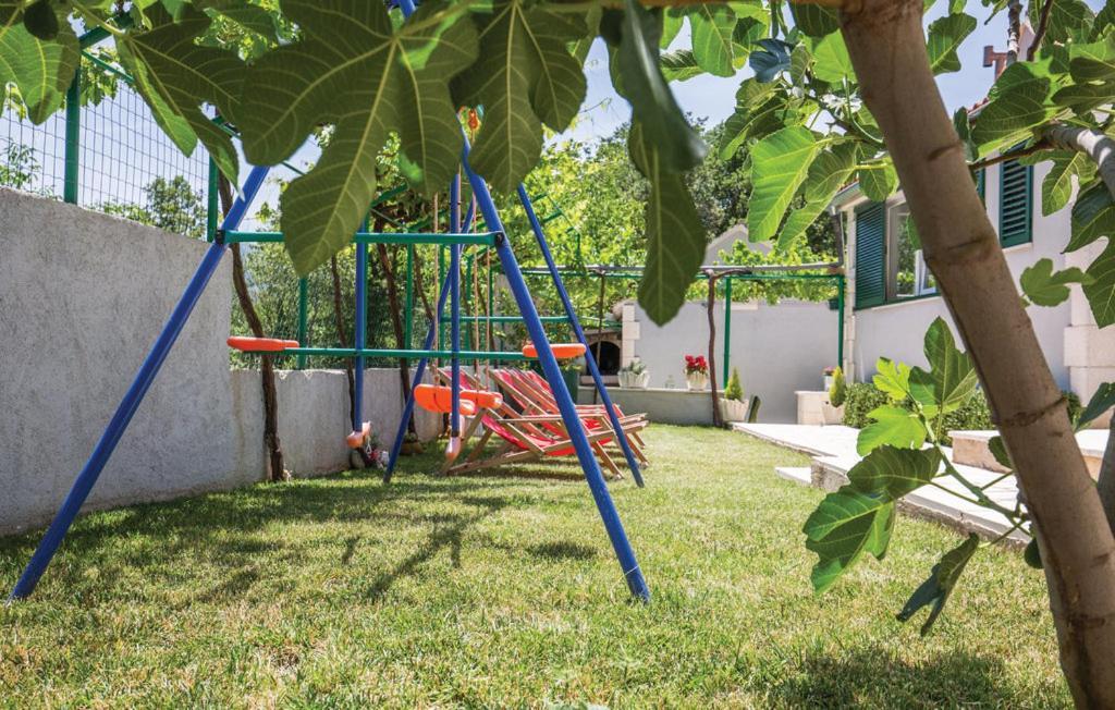 Šestanovac Holiday Home Zezevica - Heated Pool מראה חיצוני תמונה