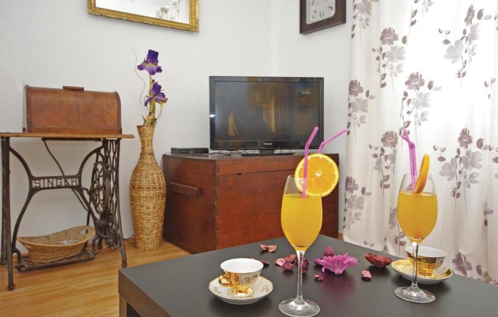 Šestanovac Holiday Home Zezevica - Heated Pool מראה חיצוני תמונה